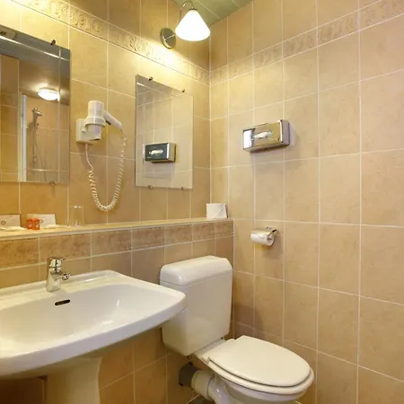 Отель De Gramont 4*