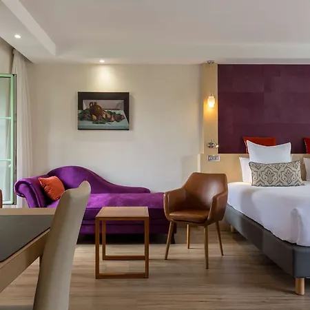 Отель De Gramont 4*