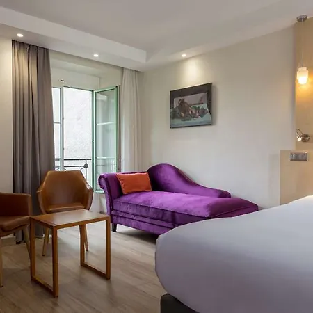 De Gramont 4*